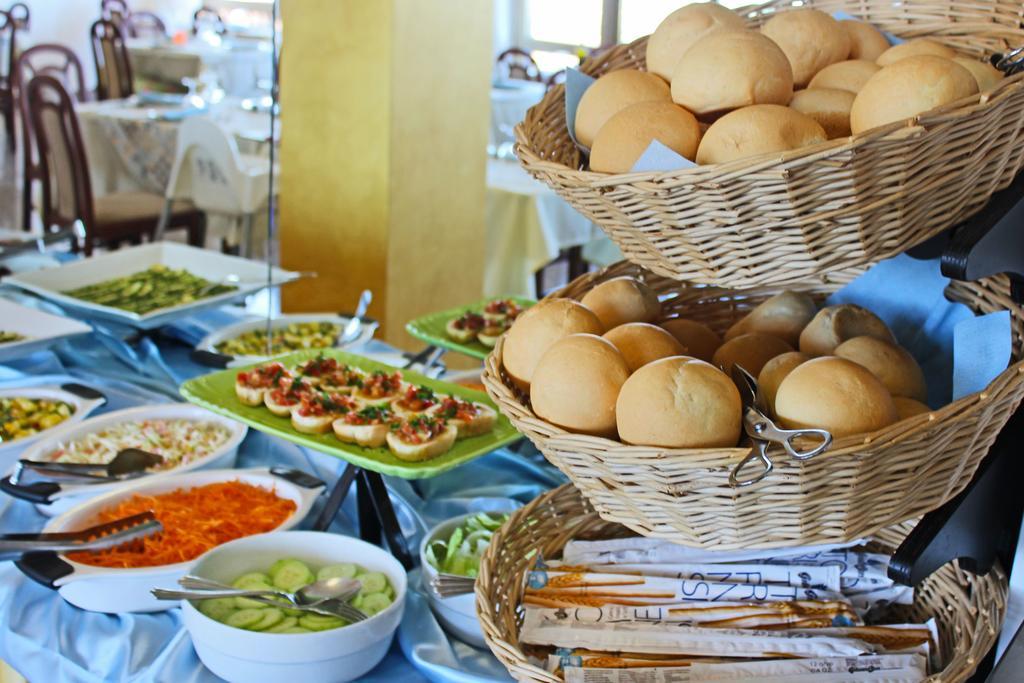 Hotel Touring Мисано Адриатико Екстериор снимка